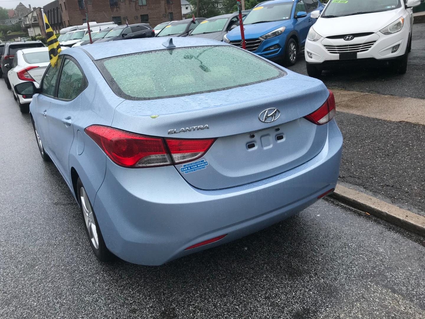 2012 Blue /Tan Hyundai Elantra GLS (KMHDH4AE0CU) with an 1.8 V4 engine, Automatic transmission, located at 577 Chester Pike, Prospect Park, PA, 19076, (610) 237-1015, 39.886154, -75.302338 - Photo#5